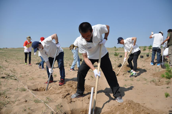 1560412178.png 072704-thumb-570x378-161.png