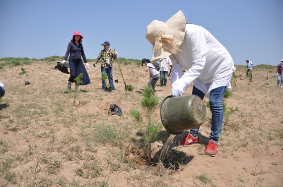 1560412211.png 072706-thumb-570x378-165.png