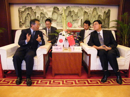 1560483606.jpg 20080927a.jpg